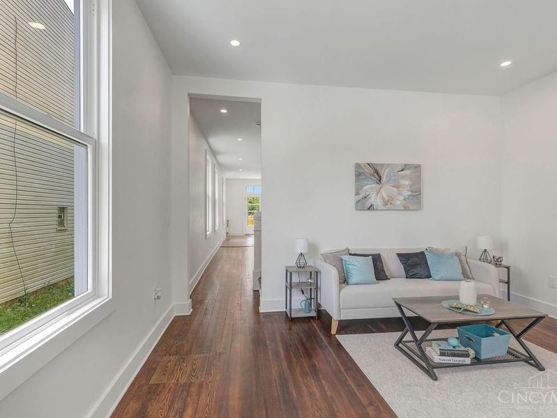 649 Sedam, Cincinnati, OH 45204 Photo 6