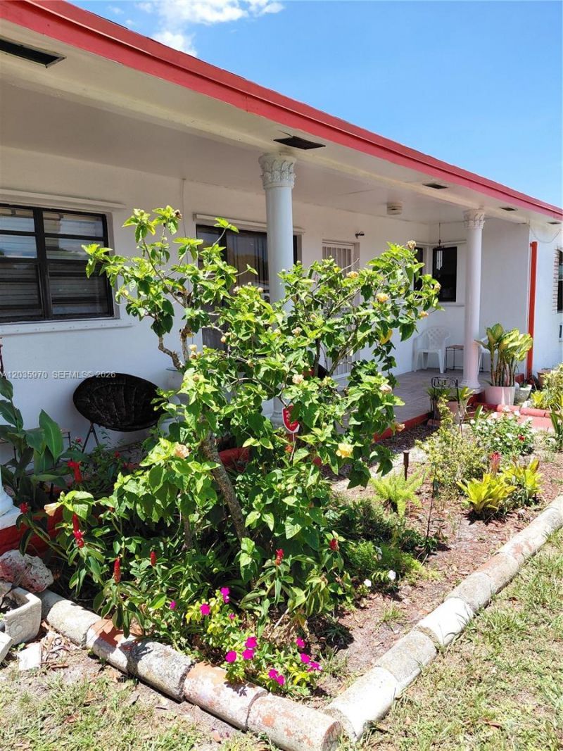 3021 NW 184th St, Miami Gardens, FL 33056 Photo