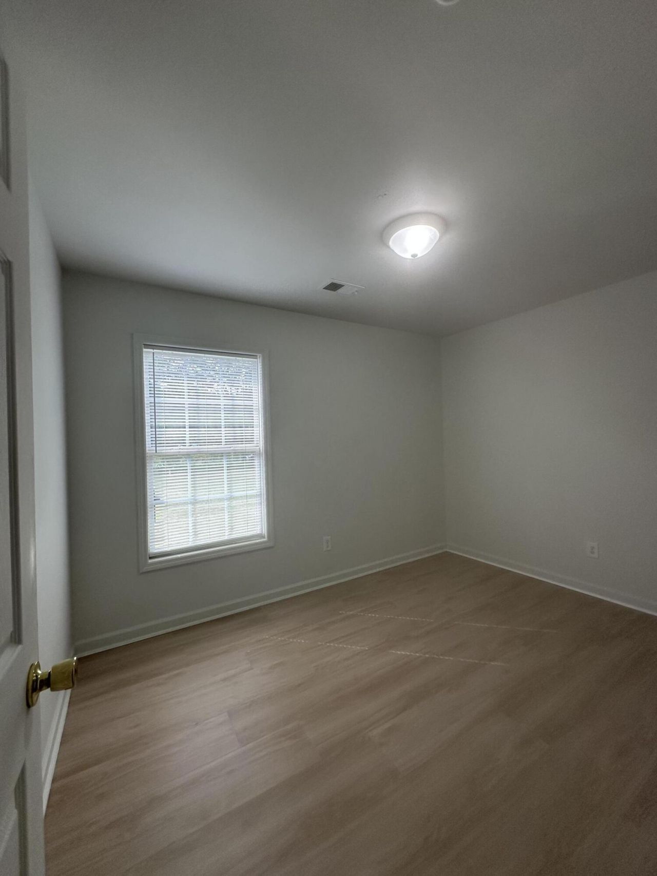 903 Northwood Drive Photo 10