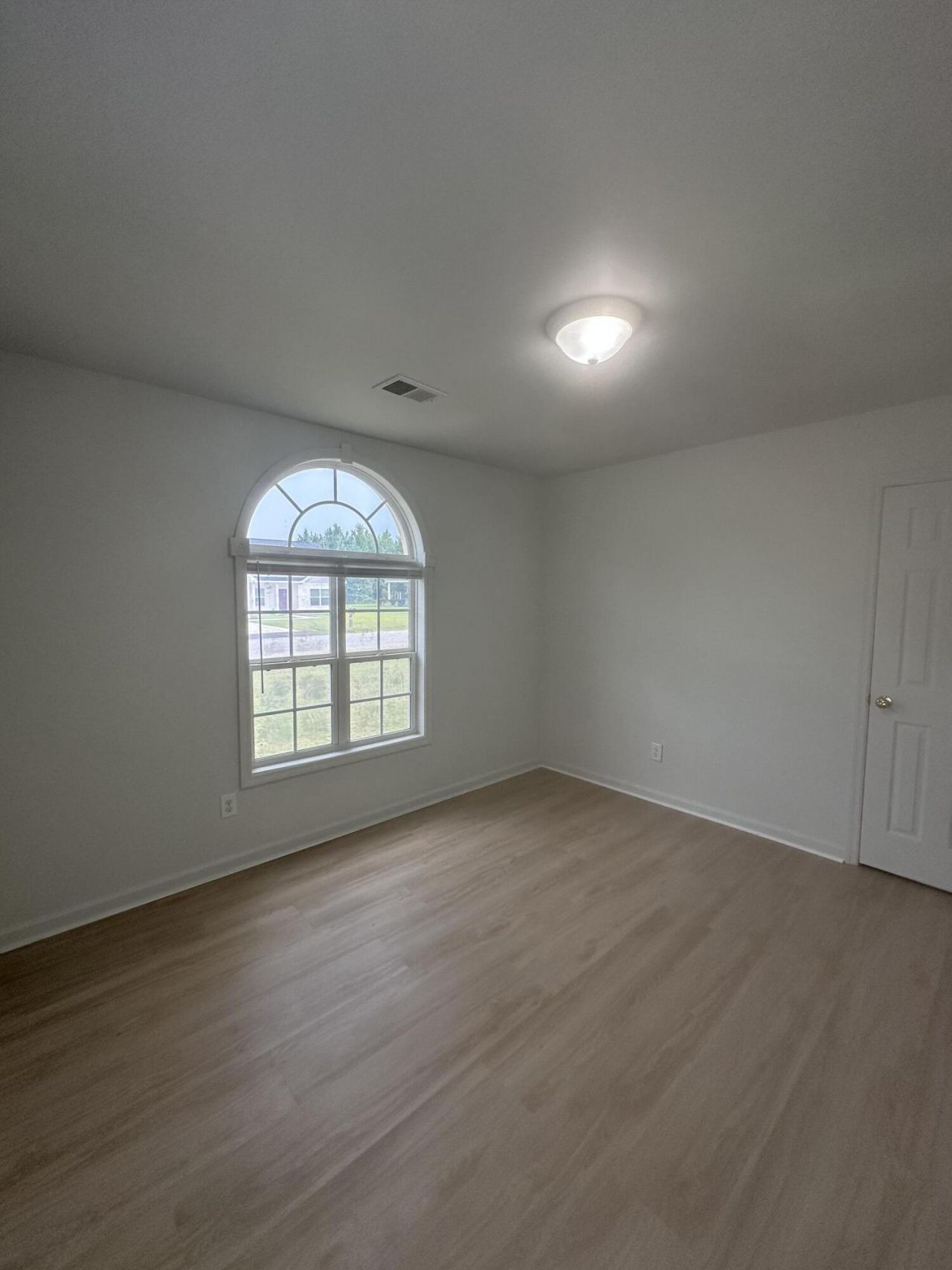 903 Northwood Drive Photo 11