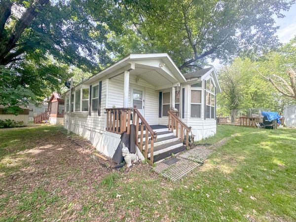 24/99 Woodhaven , Sublette, IL 61367