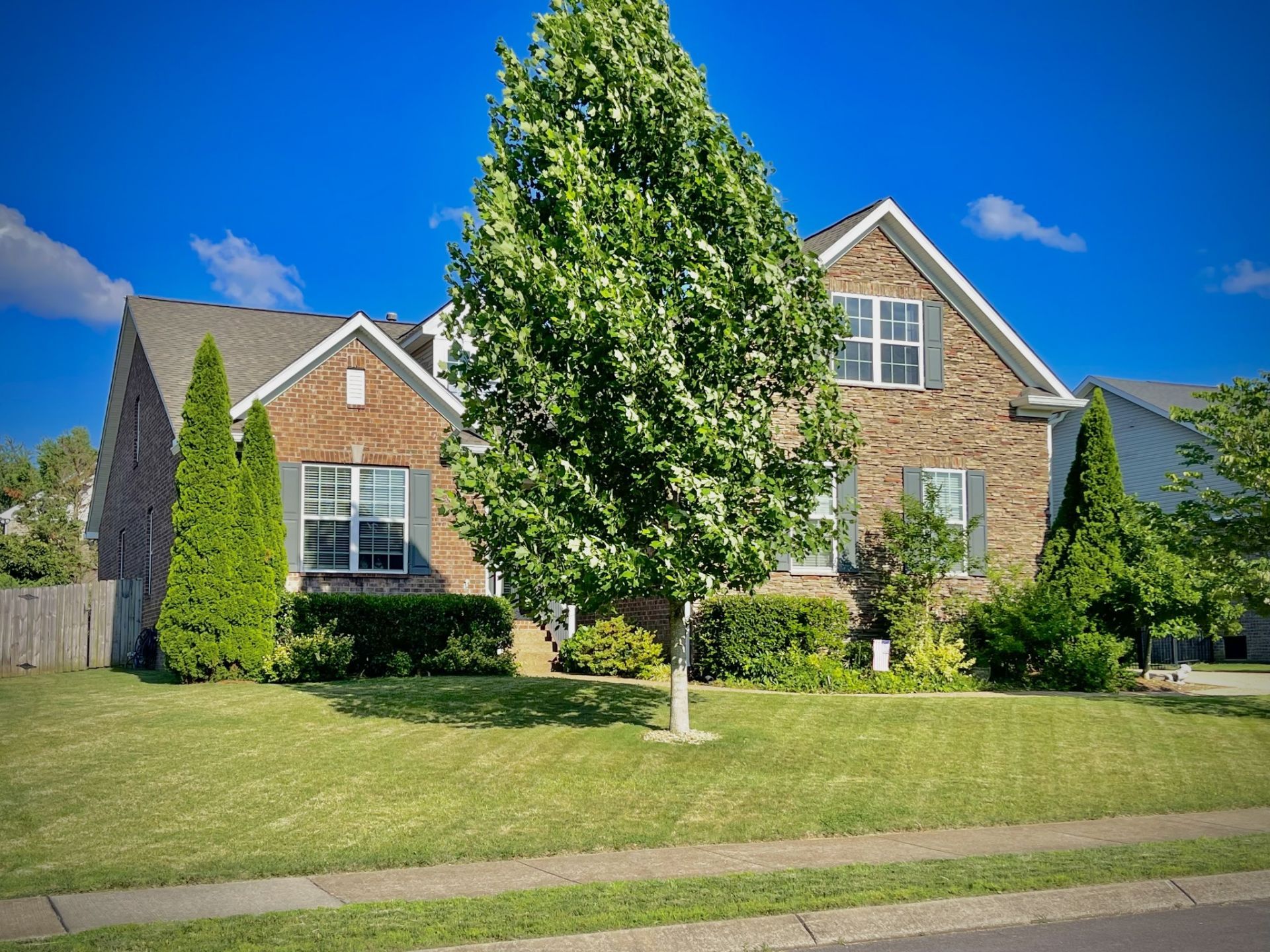 2343 Dewey Dr, Spring Hill, TN 37174 Main Photo
