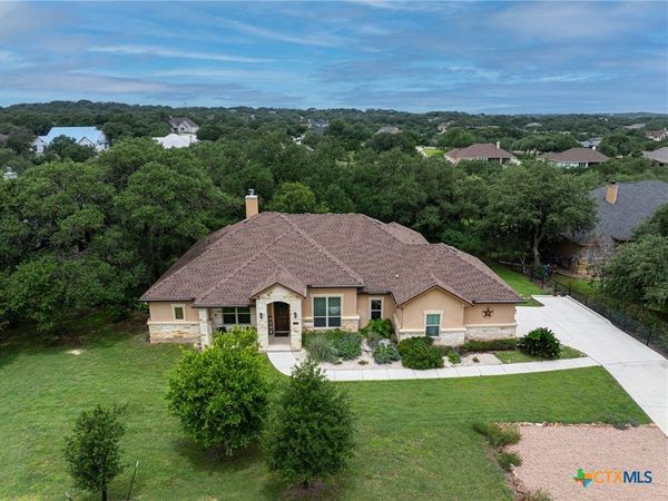1937 Hunters Cove , New Braunfels, TX 78132