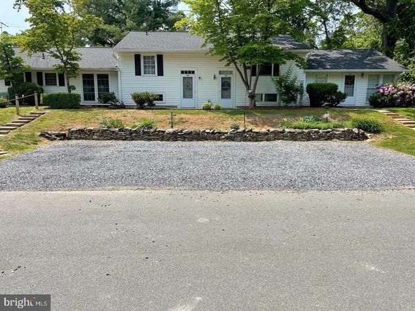 216 MAPLE STREET, Unit 214, MIDDLEBURG, VA 20117