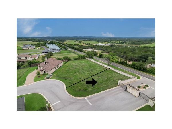 1856 Art Adams WAY , Spicewood, TX 78669