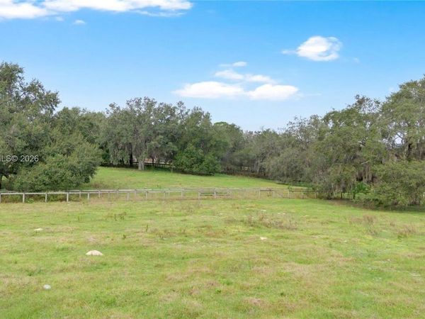 XXXXX MICRO RACETRACK RD , Fruitland Park, FL 34731