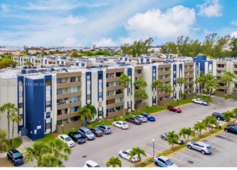 10090 NW 80th Ct, Unit 1158, Hialeah Gardens, FL 33016 Photo