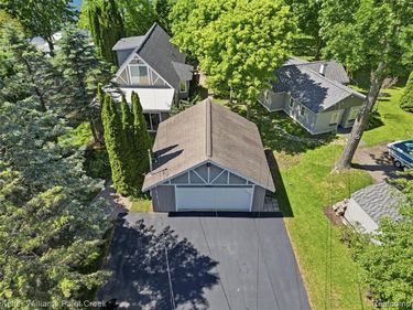 10435 Spring Street, Tyrone Twp, MI 48430