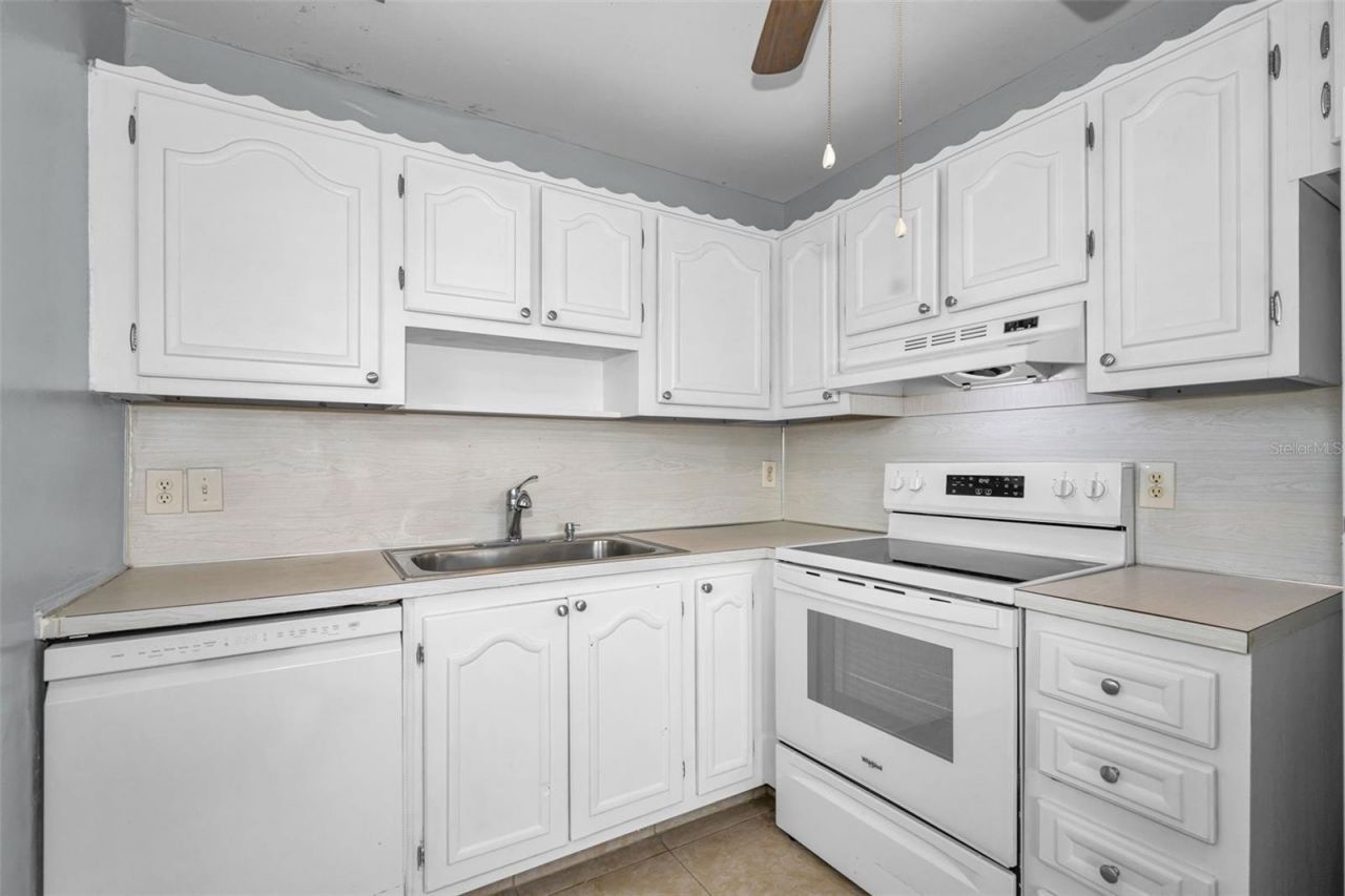 11905 Bayonet Lane, New Port Richey, FL 34654 Photo