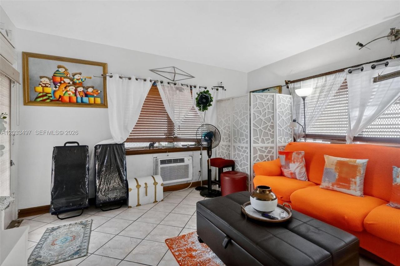 7840 Harding Ave , Unit 1, Miami Beach, FL 33141 Photo