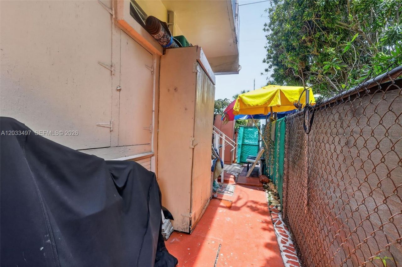 7840 Harding Ave , Unit 1, Miami Beach, FL 33141 Photo