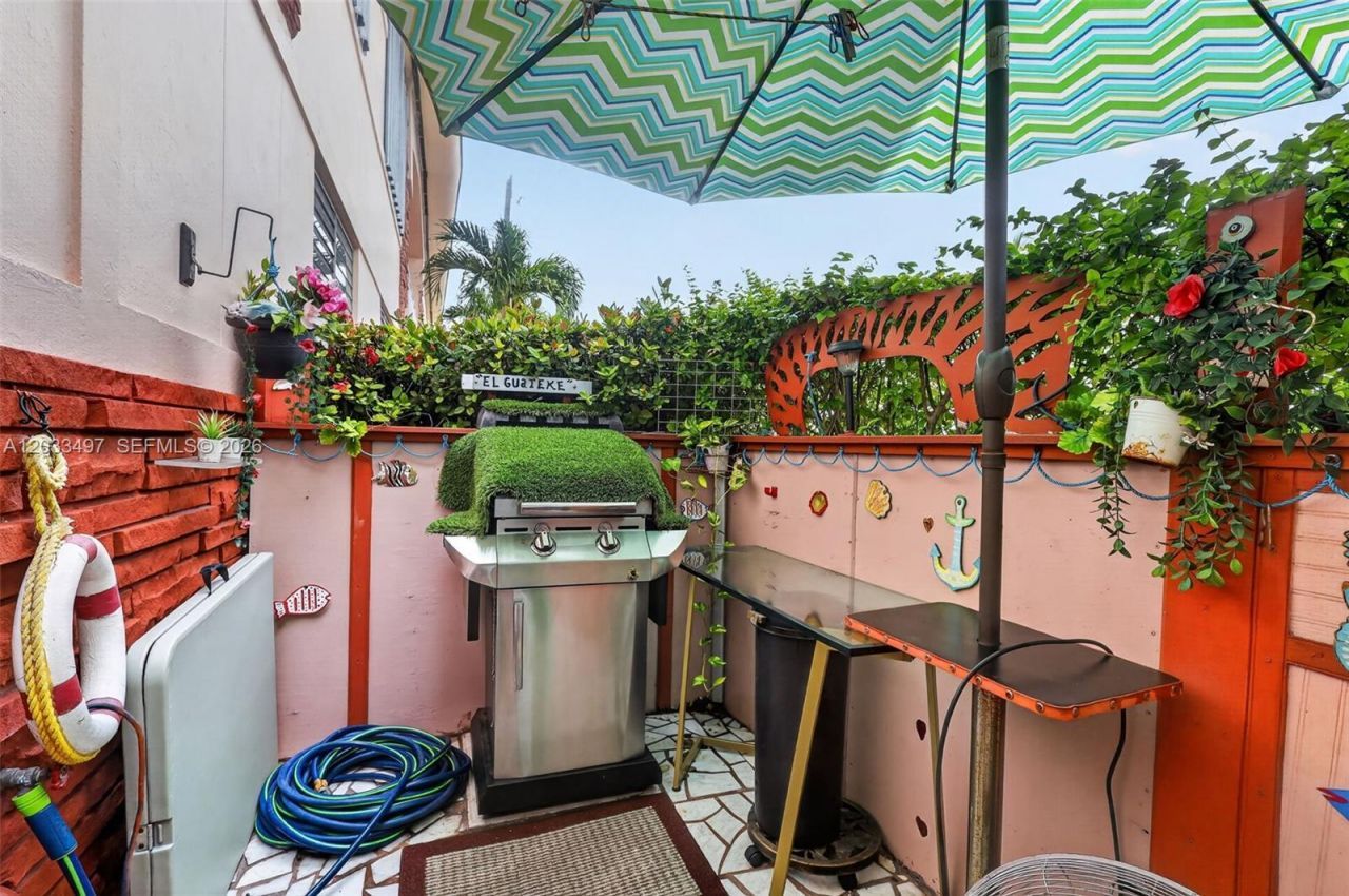 7840 Harding Ave , Unit 1, Miami Beach, FL 33141 Photo