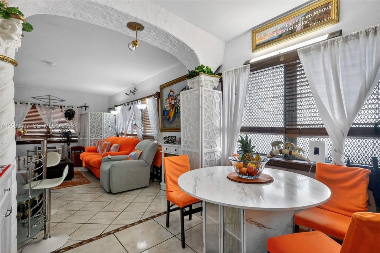 7840 Harding Ave , Unit 1, Miami Beach, FL 33141 Photo