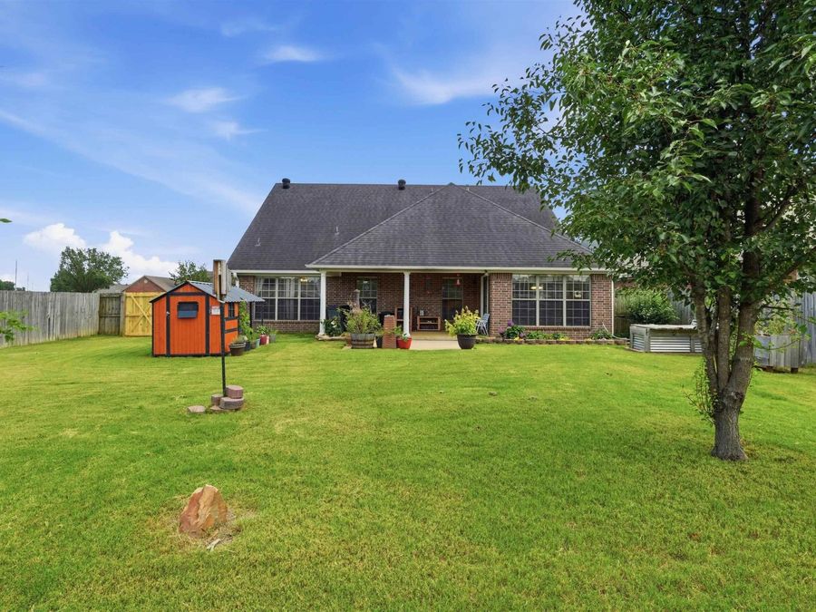 Property Image 38