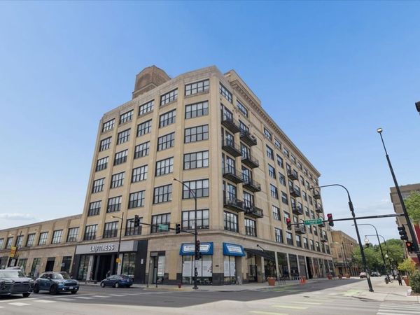 1601 W SCHOOL Street , Unit 502, Chicago, IL 60657