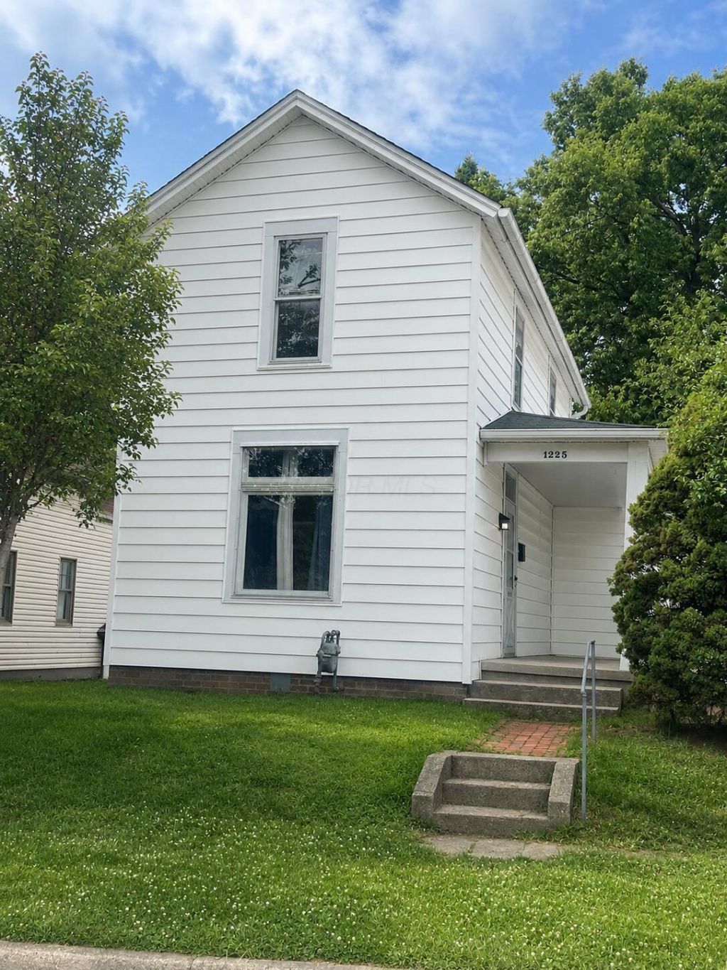 1225 E Chestnut Street , Lancaster, OH 43130 Main Photo
