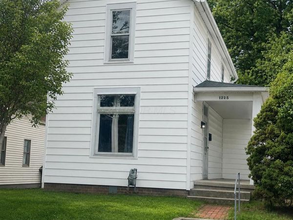 1225 E Chestnut Street , Lancaster, OH 43130