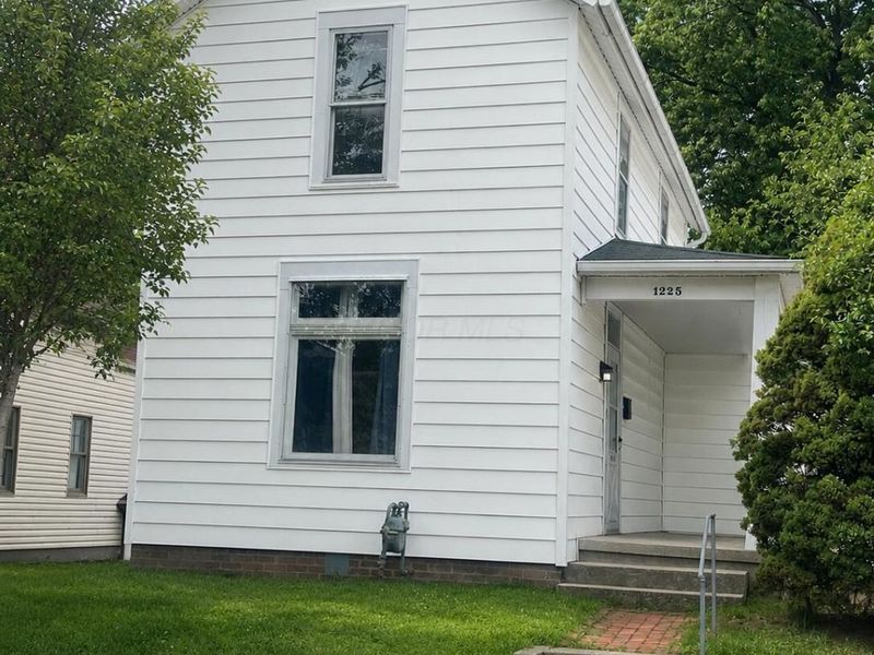 1225 E Chestnut Street , Lancaster, OH 43130 Photo 1