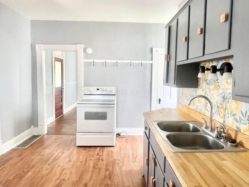 1225 E Chestnut Street , Lancaster, OH 43130 Photo 9