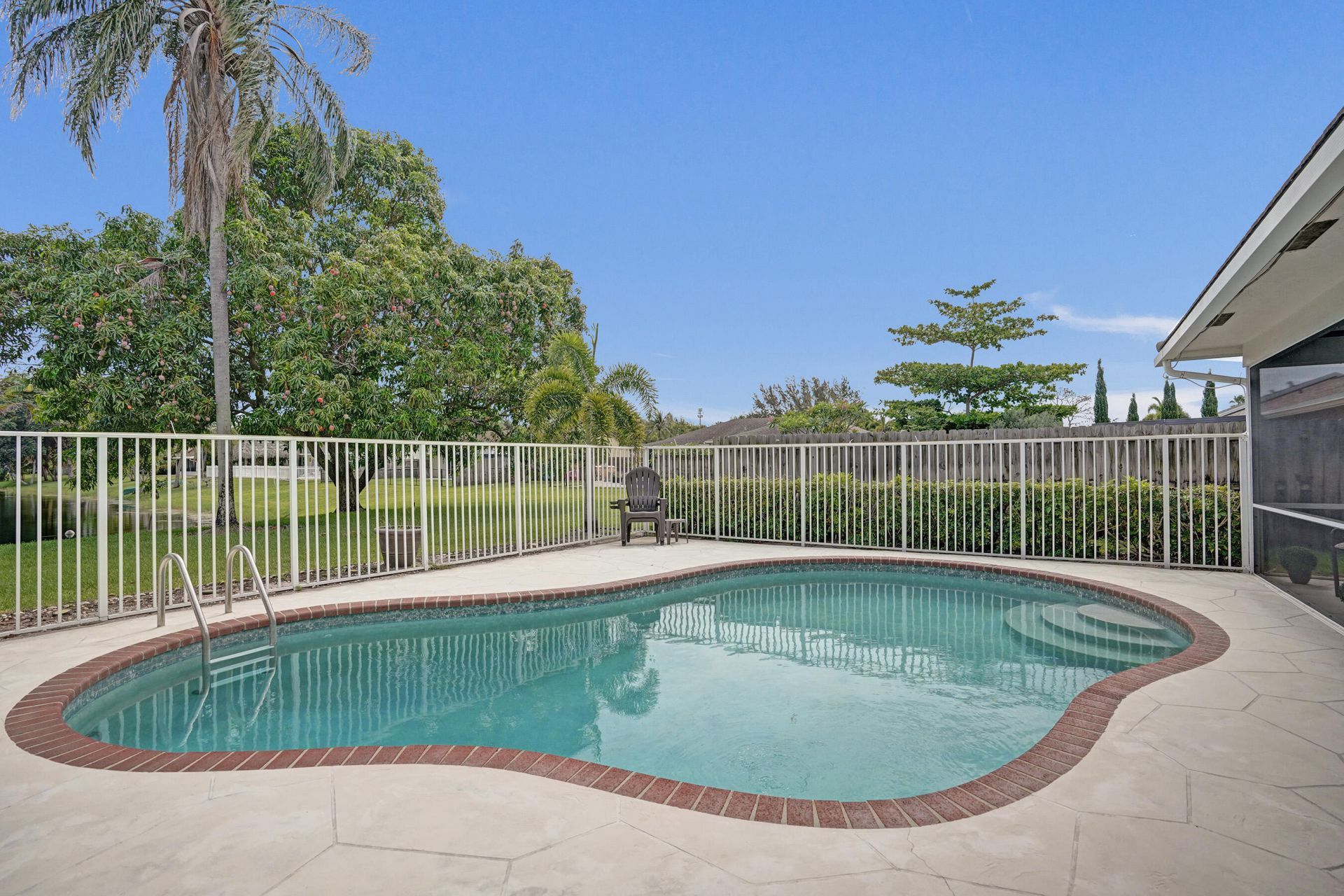 86 Las Brisas, Boynton Beach, FL 33426 Photo