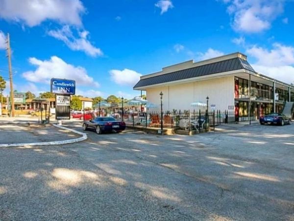 2094 E Van Buren, Eureka Springs, AR 72632