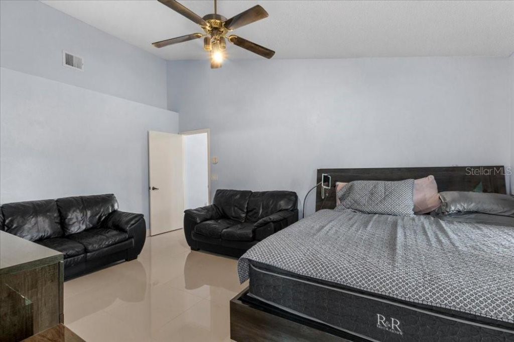 7045 Coral Cove Drive , Orlando, FL 32818 Photo