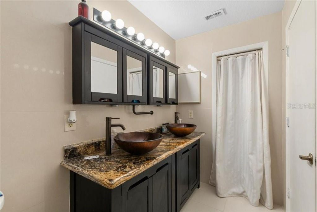 7045 Coral Cove Drive , Orlando, FL 32818 Photo