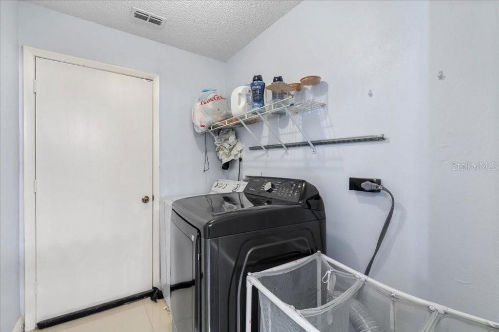 7045 Coral Cove Drive , Orlando, FL 32818 Photo