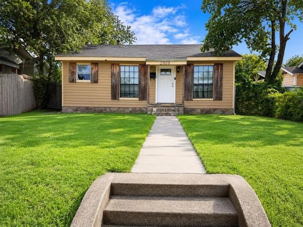2010 Dudley Avenue , Dallas, TX 75203