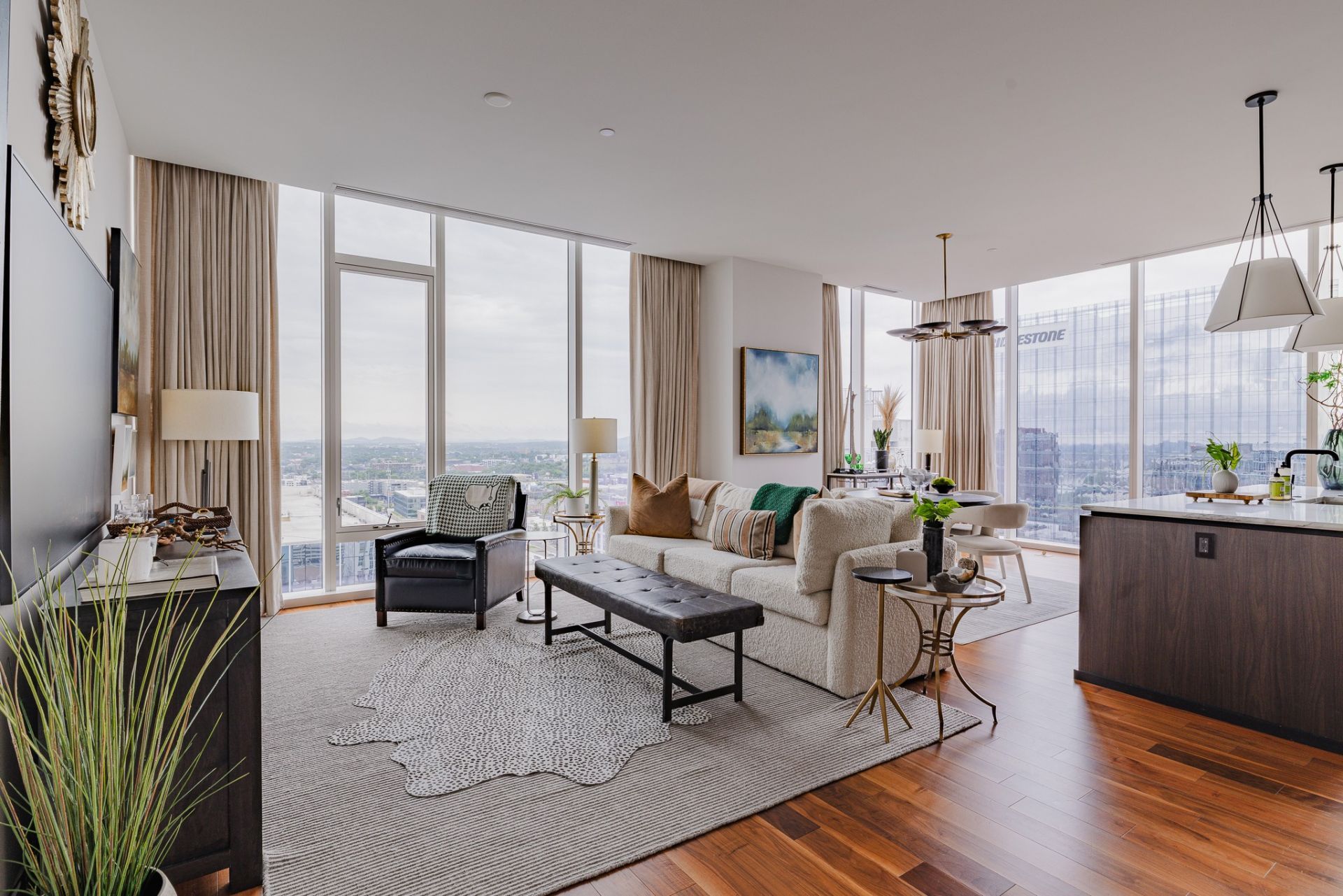 160 2nd Ave S, Unit 2602, Nashville, TN 37201 Main Photo