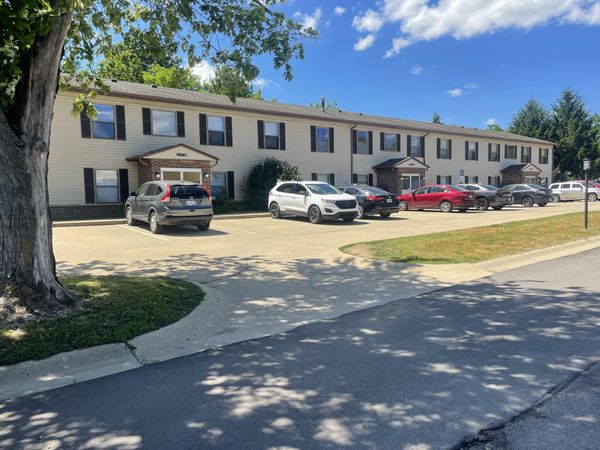 284 School Street, Unit 6, Brooklyn, MI 49230