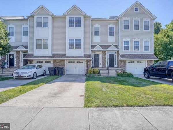 225 THORNTON STREET , DOVER, DE 19901