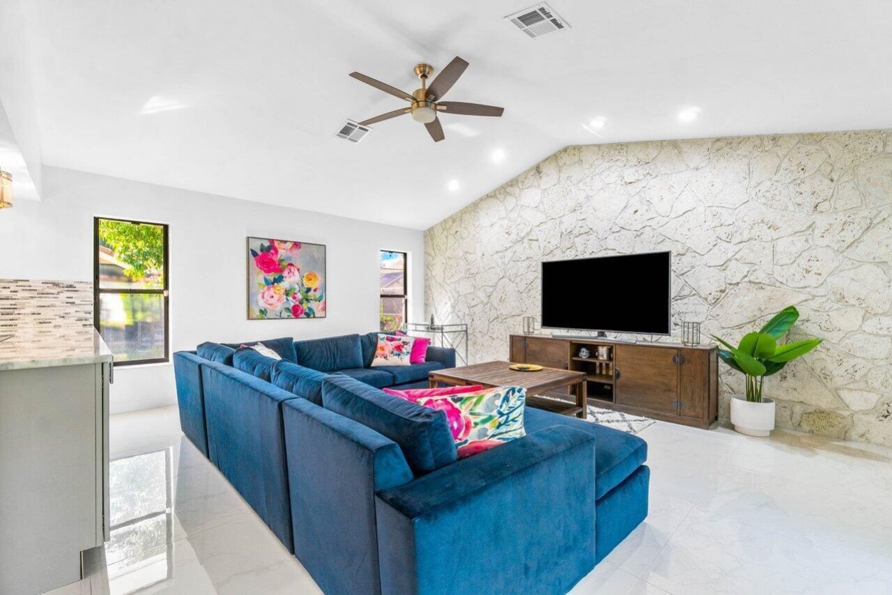 2683 NW 45th Street, Boca Raton, FL 33434 Photo