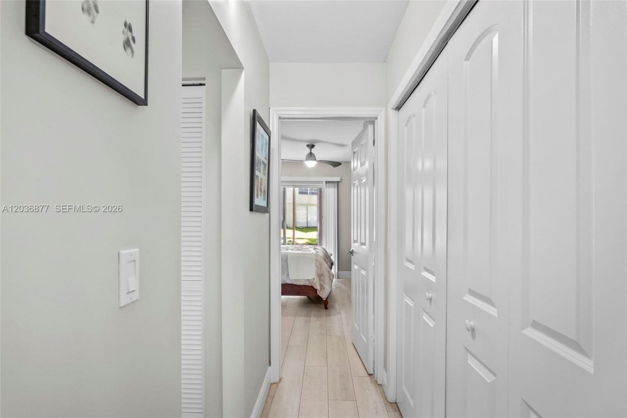 19 Abbey Ln , Unit 104, Delray Beach, FL 33446 Photo