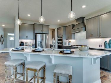 1577 Elbert Drive , Shakopee, MN 55379