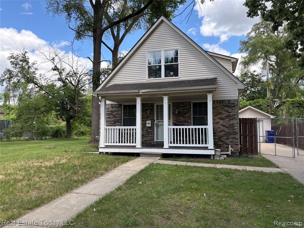21056 Woodside Avenue, Royal Oak Township, MI 48220 Main Photo