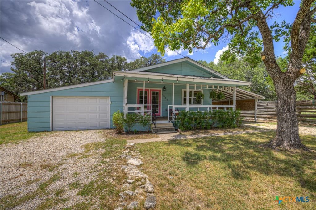 1685 Lakeview Drive, Canyon Lake, TX 78133 Main Photo