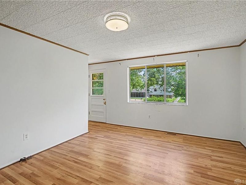 6931 Rushleigh Road, Clayton, OH 45322 Photo 14