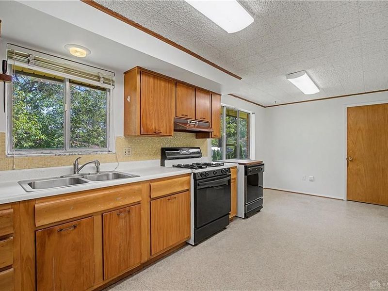 6931 Rushleigh Road, Clayton, OH 45322 Photo 17
