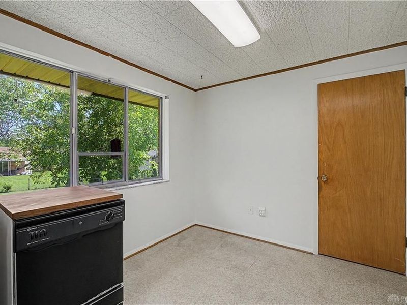 6931 Rushleigh Road, Clayton, OH 45322 Photo 19