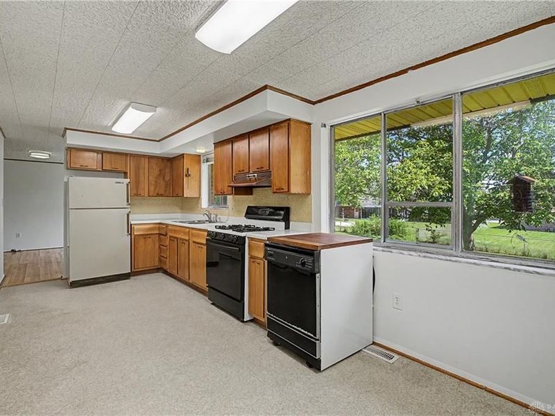 6931 Rushleigh Road, Clayton, OH 45322 Photo 21