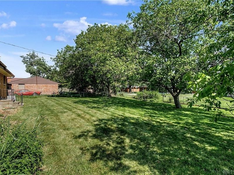 6931 Rushleigh Road, Clayton, OH 45322 Photo 46
