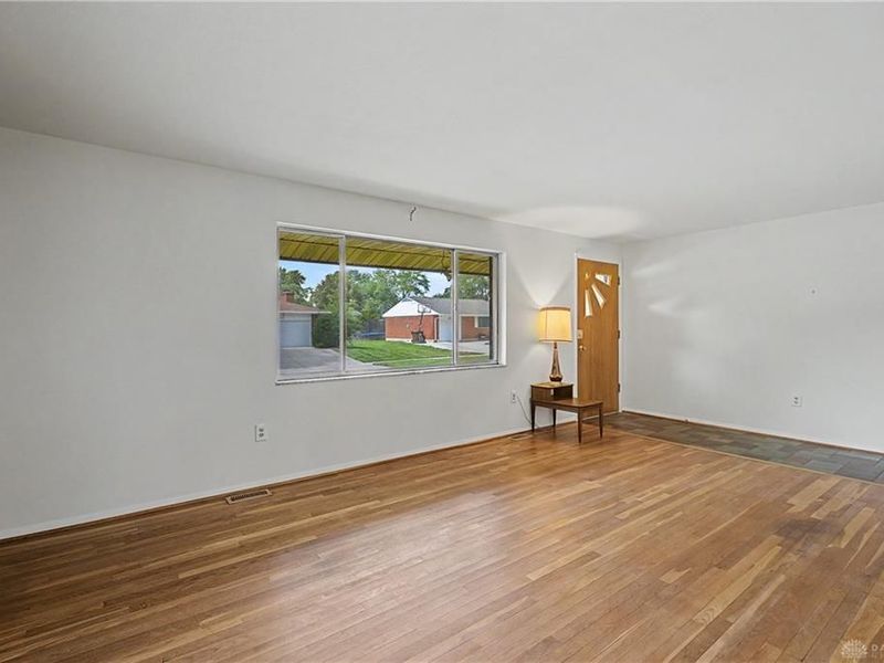 6931 Rushleigh Road, Clayton, OH 45322 Photo 8