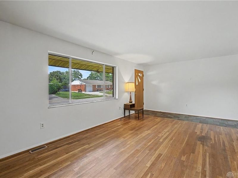 6931 Rushleigh Road, Clayton, OH 45322 Photo 9