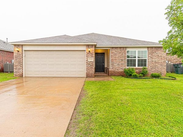 13233 Bridgewater Drive, Piedmont, OK 73078