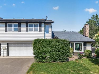 3608 Gershwin Lane N, Oakdale, MN 55128
