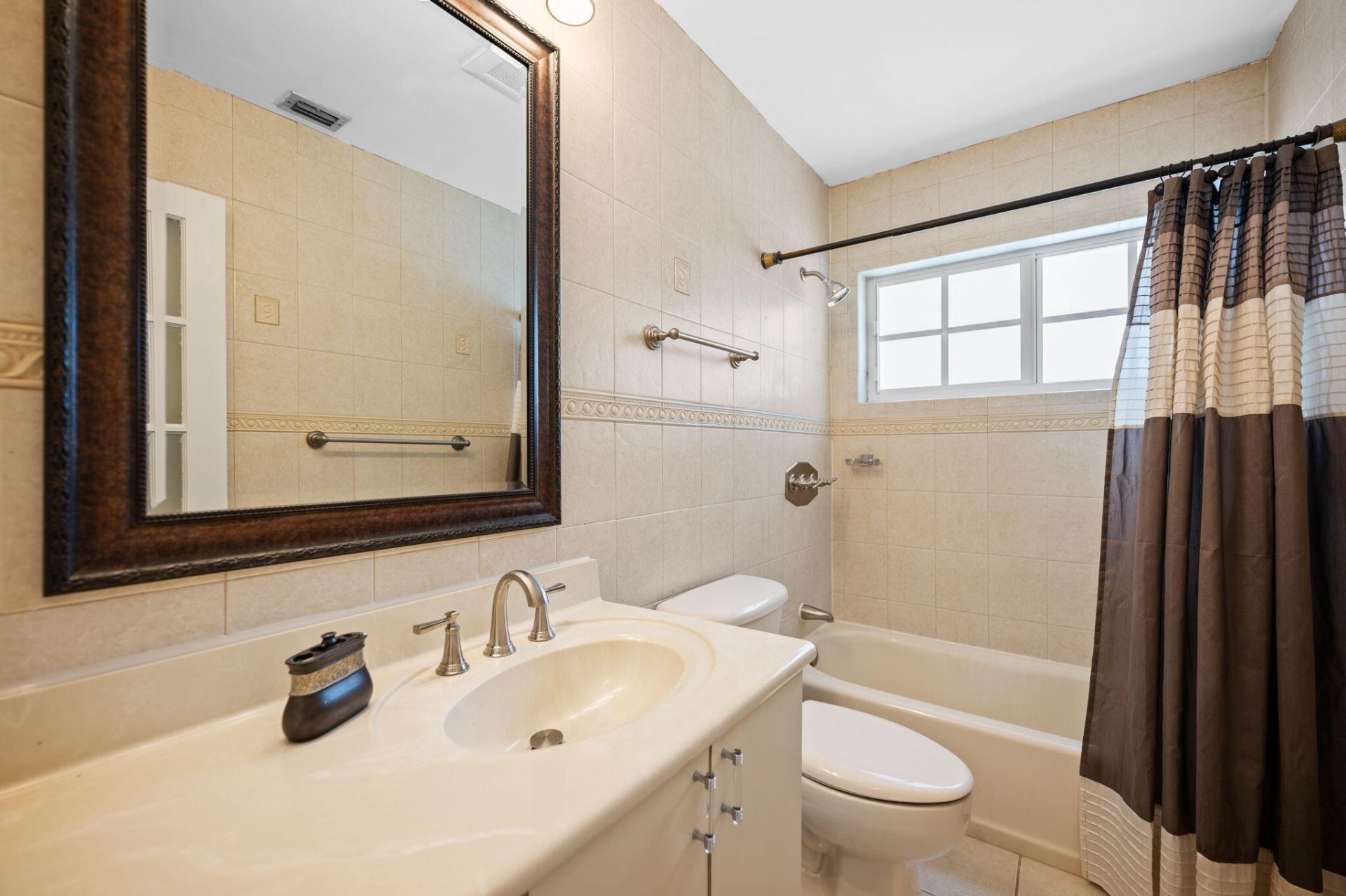 1035 SW 100th Court, Miami, FL 33174 Photo