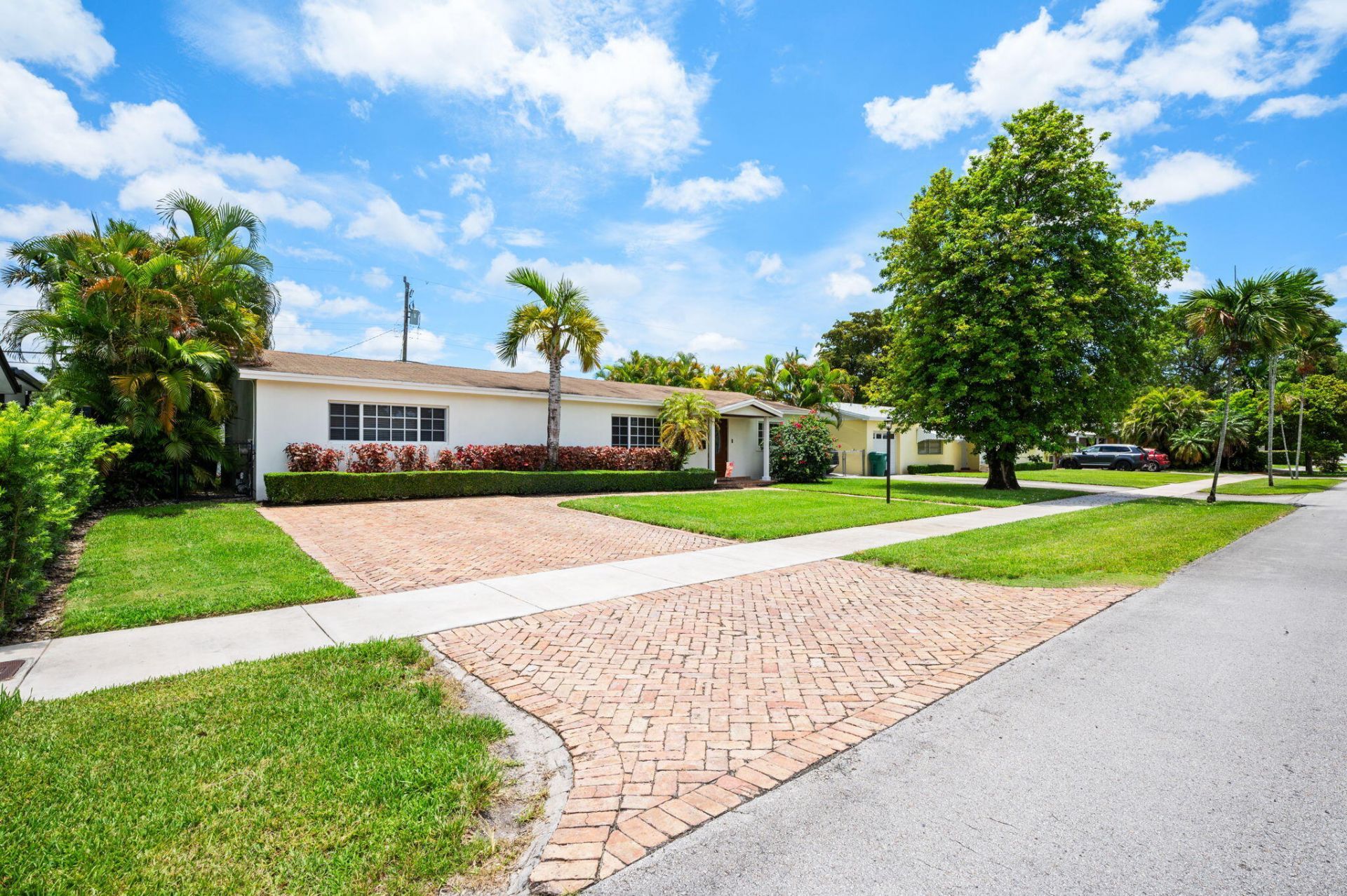 1035 SW 100th Court, Miami, FL 33174 Photo
