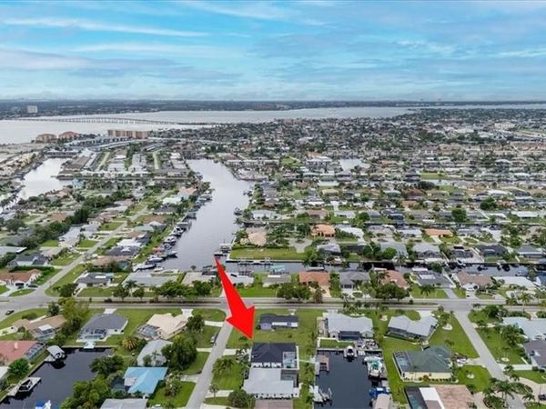 3728 SE 18th AVE , CAPE CORAL, FL 33904