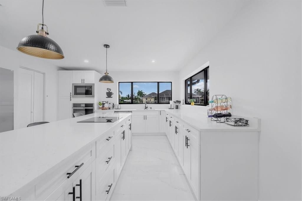 3728 SE 18th Ave , Cape Coral, FL 33904 Photo